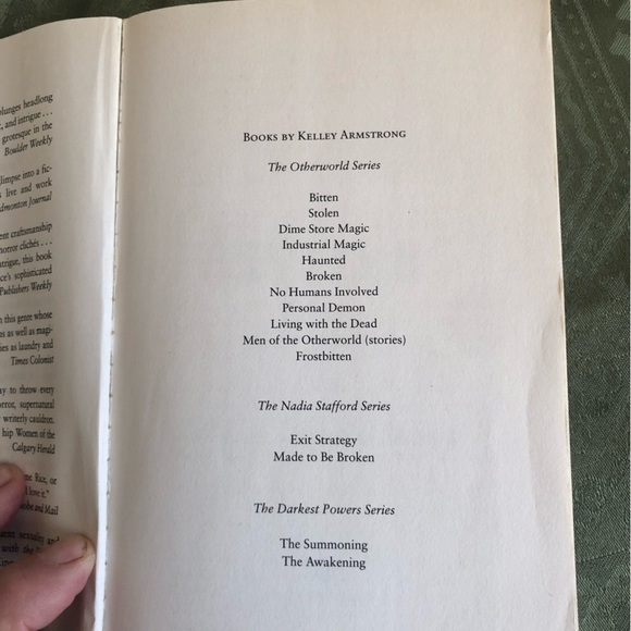 Bitten and Stolen by Kelley Armstrong - first two novels of the Bitten series - Picture 9 of 13